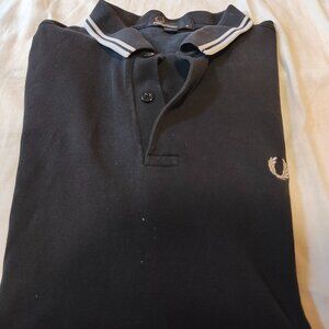 Polo noir à bandes blanche Fred Perry Homme Taille M